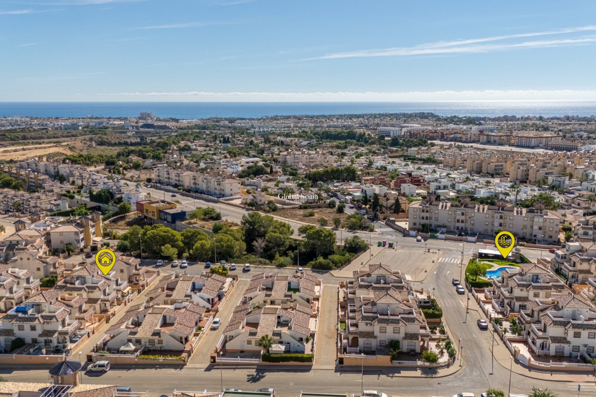 Resale - HOUSE -
CABO ROIG - Orihuela Costa