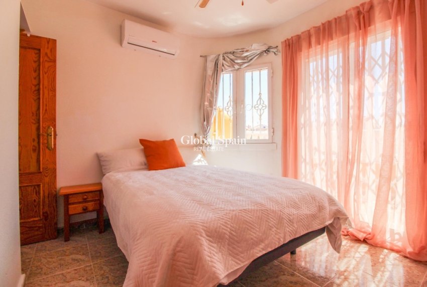 Resale - House -
CABO ROIG