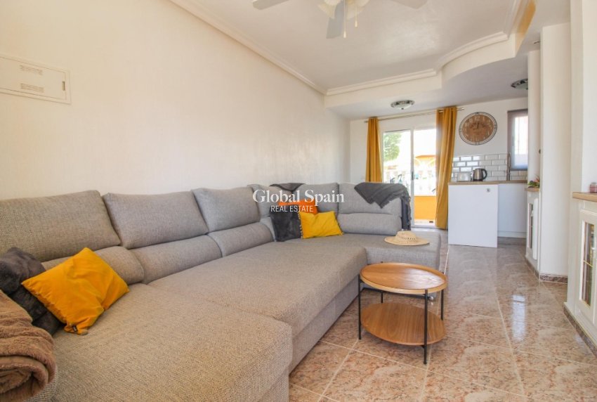Resale - House -
CABO ROIG