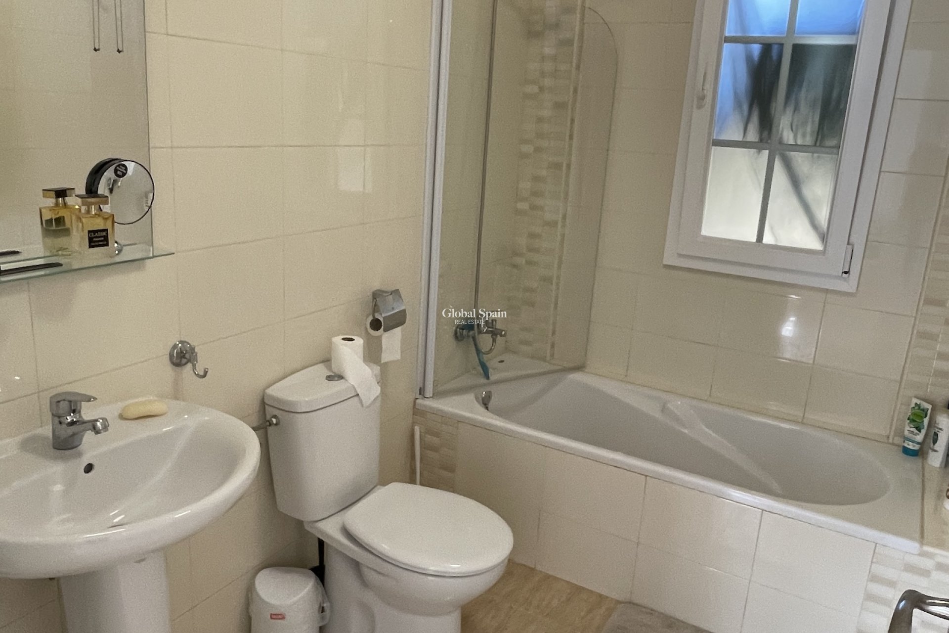 Resale - HOUSE -
CALA MURADA - optional location detail