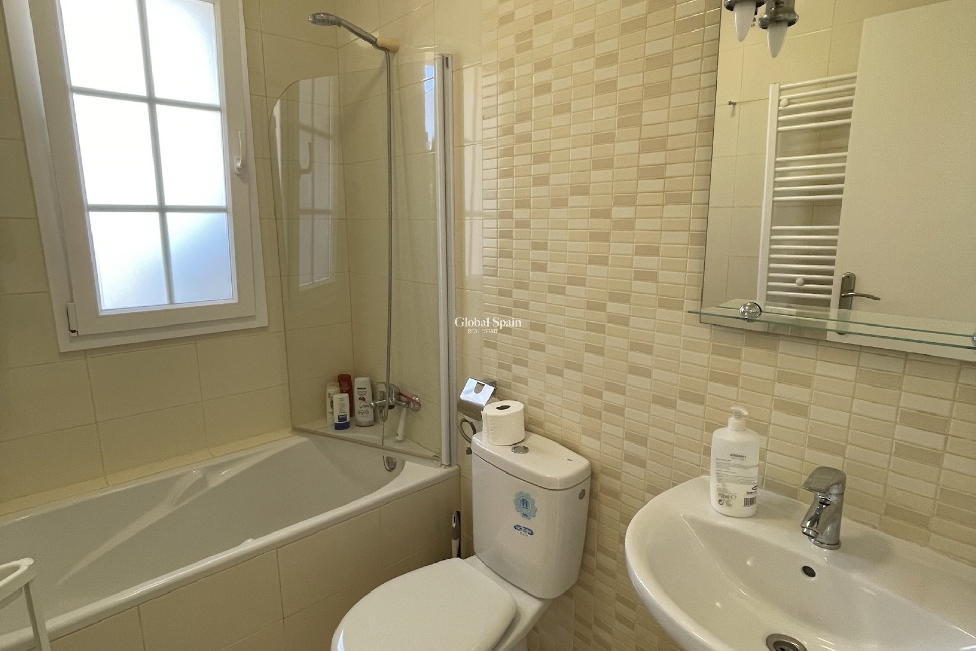 Resale - HOUSE -
CALA MURADA - optional location detail