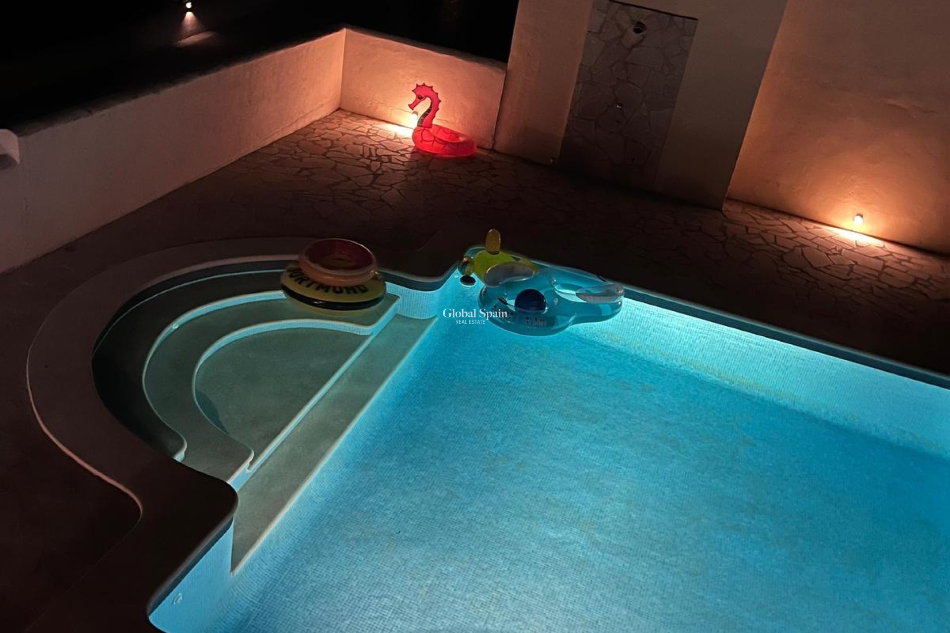 Resale - HOUSE -
CALA MURADA - optional location detail