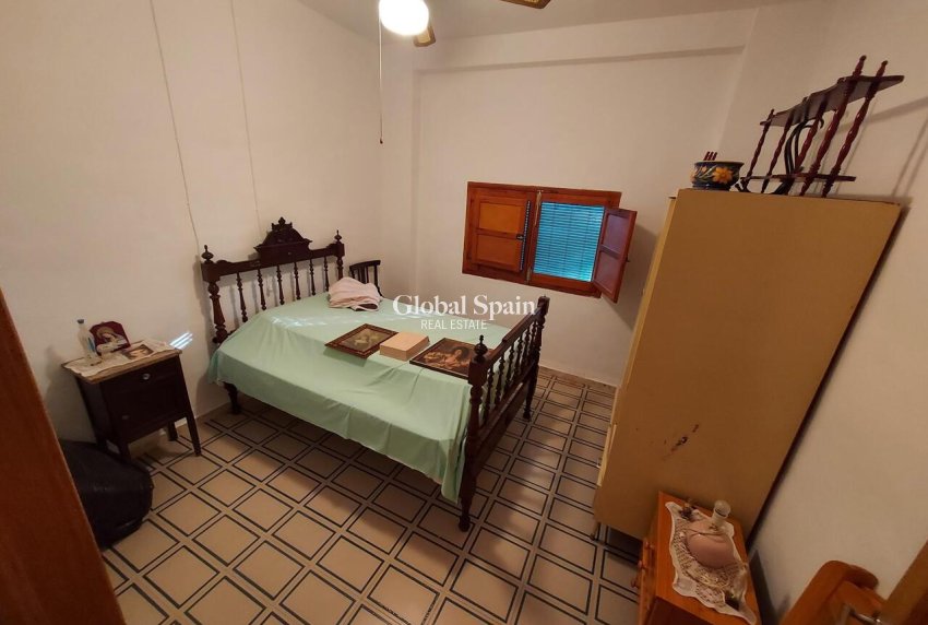 Resale - HOUSE -
CALASPARRA - Inland