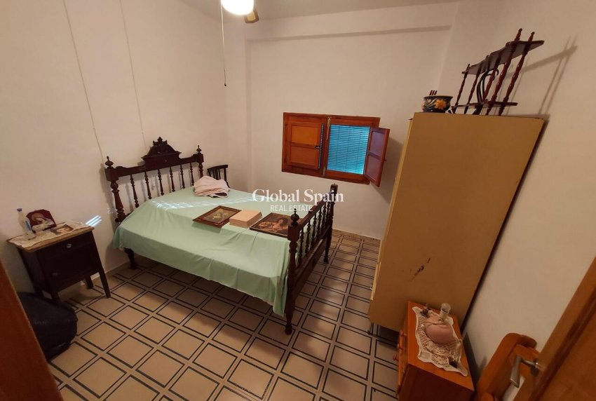 Resale - HOUSE -
CALASPARRA - Inland