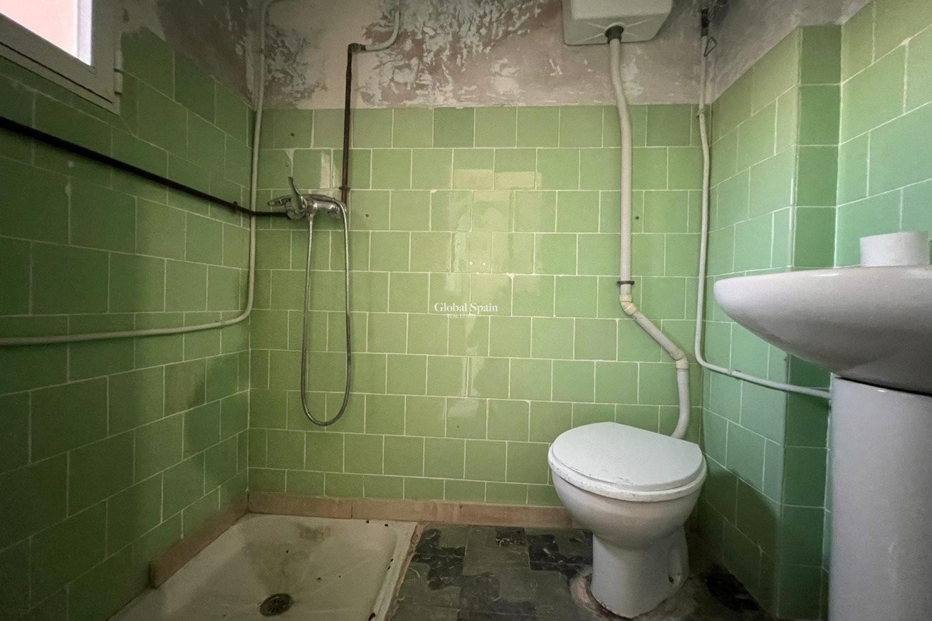 Resale - HOUSE -
CALLOSA D'EN SARRIÀ - Callosa De Ensarrià