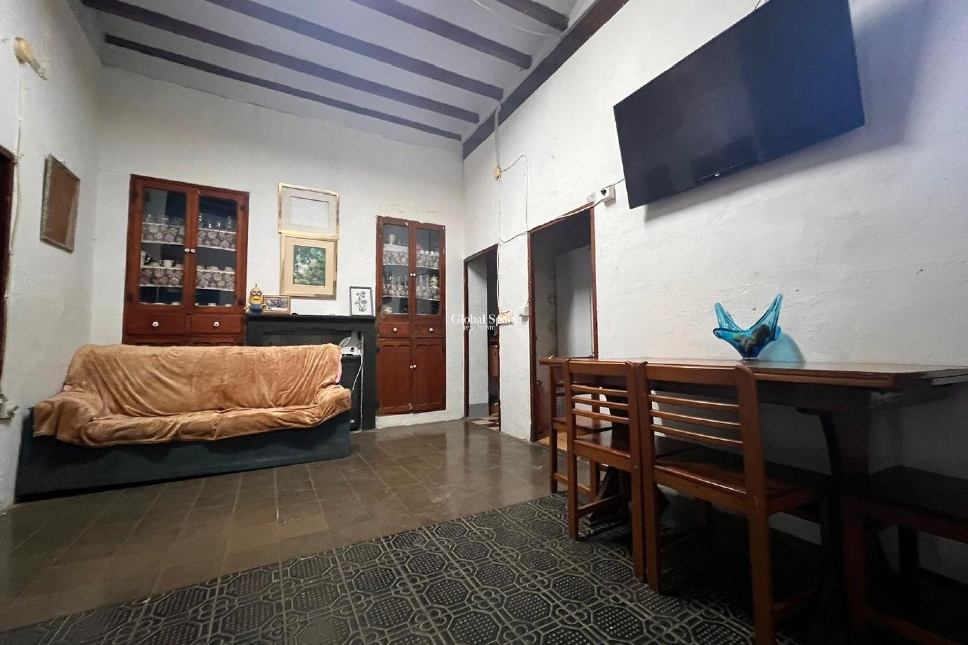 Resale - HOUSE -
CALLOSA D'EN SARRIÀ - Callosa De Ensarrià