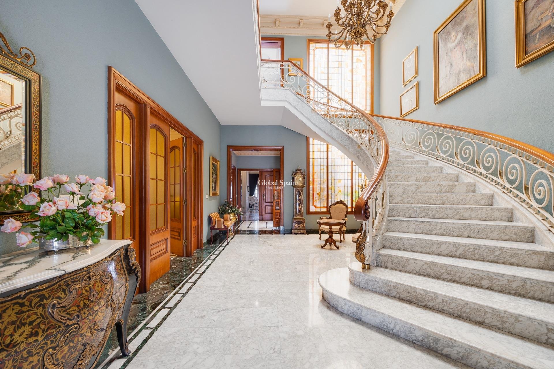 Resale - HOUSE -
CALLOSA DEL SEGURA - Comunidad Valenciana