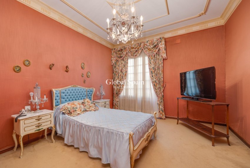 Resale - HOUSE -
CALLOSA DEL SEGURA - Comunidad Valenciana