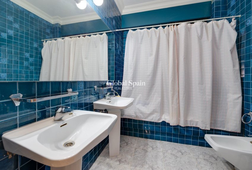 Resale - HOUSE -
CALLOSA DEL SEGURA - Comunidad Valenciana