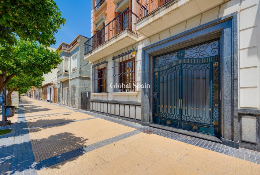 Resale - HOUSE -
CALLOSA DEL SEGURA - Comunidad Valenciana