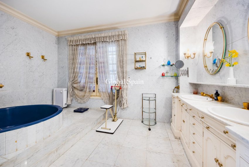 Resale - HOUSE -
CALLOSA DEL SEGURA - Comunidad Valenciana