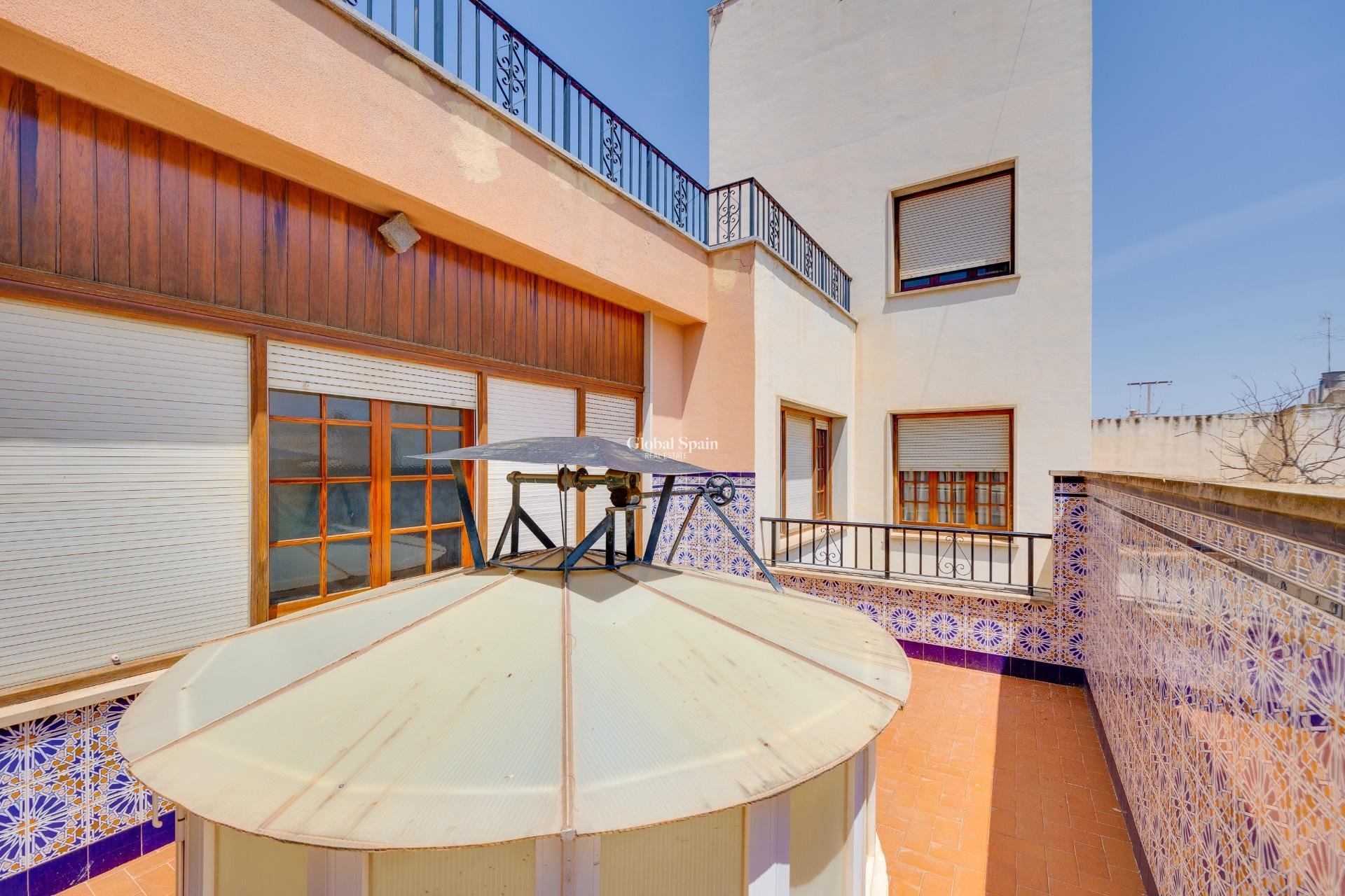 Resale - HOUSE -
CALLOSA DEL SEGURA - Comunidad Valenciana