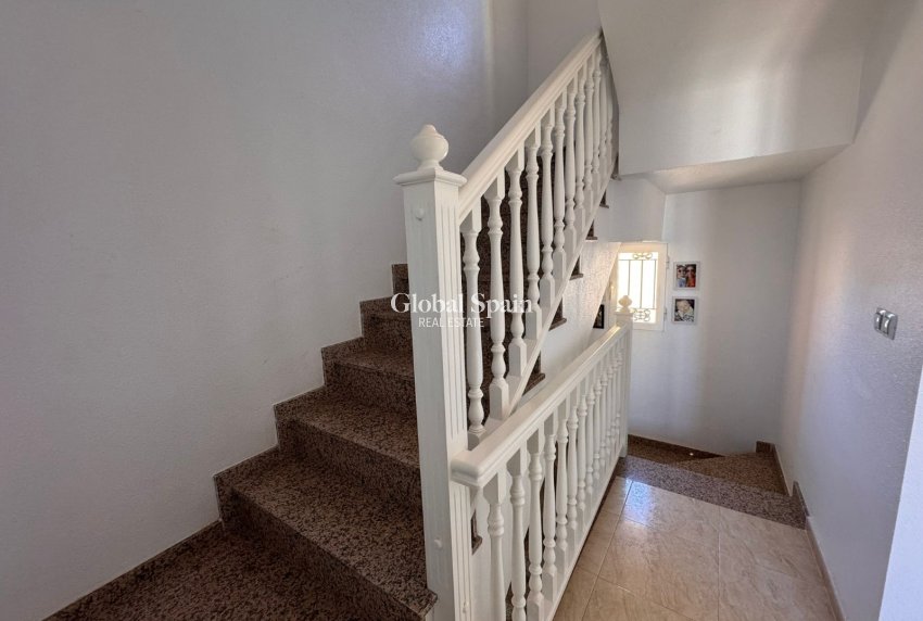 Resale - HOUSE -
CAMPOAMOR - Costa Blanca