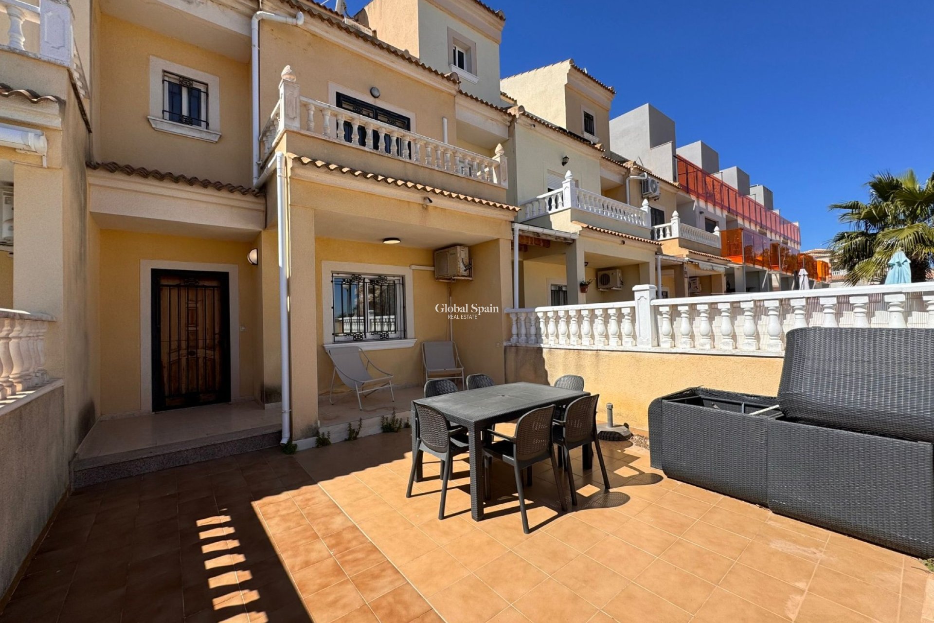 Resale - HOUSE -
CAMPOAMOR - Costa Blanca
