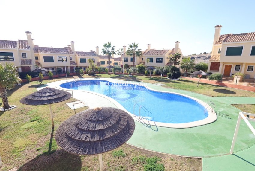 Resale - House -
CAMPOAMOR