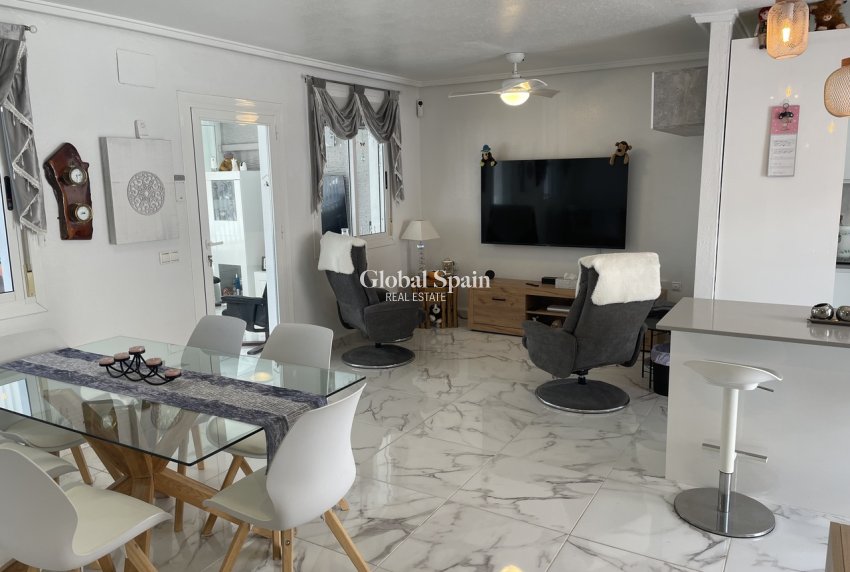 Resale - HOUSE -
CAMPOSOL - Inland