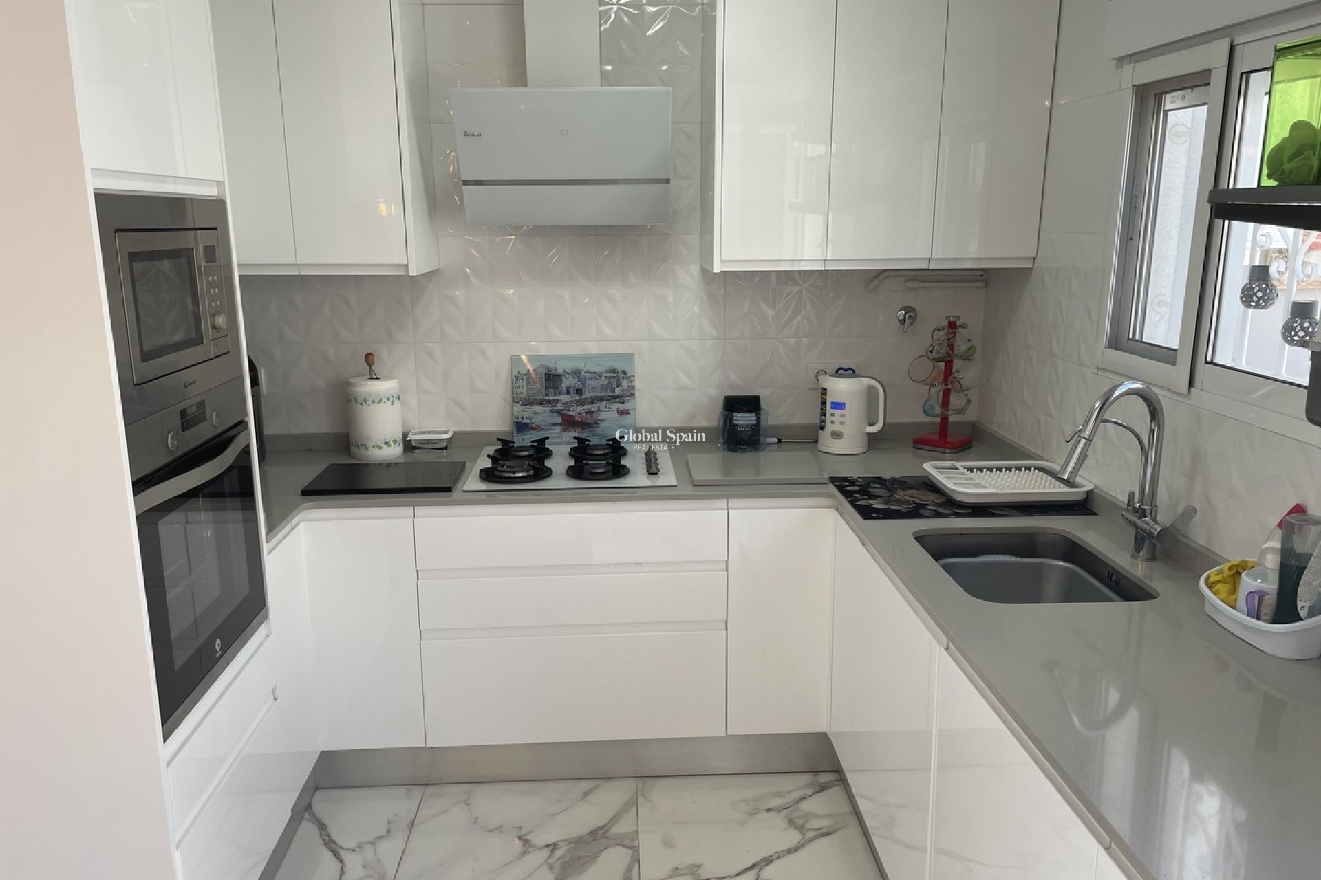 Resale - HOUSE -
CAMPOSOL - Inland