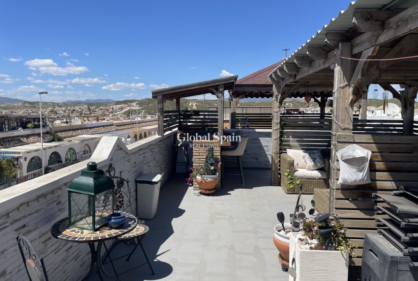 Resale - HOUSE -
CAMPOSOL - Inland