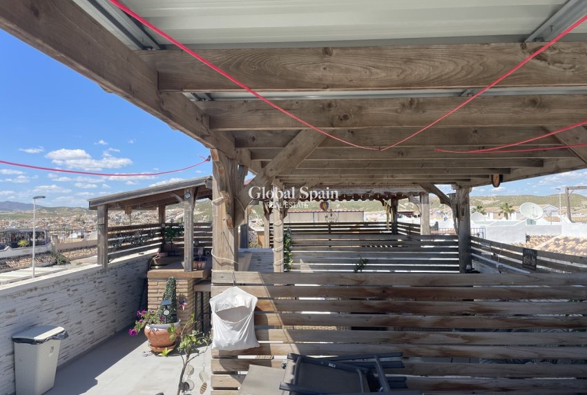 Resale - HOUSE -
CAMPOSOL - Inland