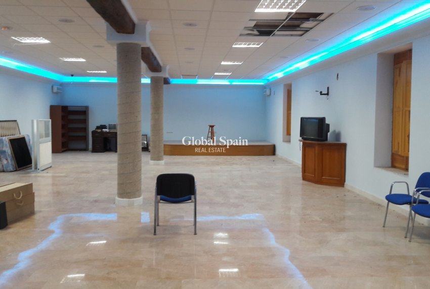 Resale - HOUSE -
CARAVACA DE LA CRUZ - Inland