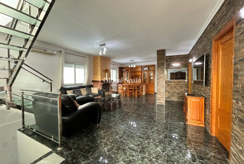 Resale - HOUSE -
CARTAGENA - Costa Calida