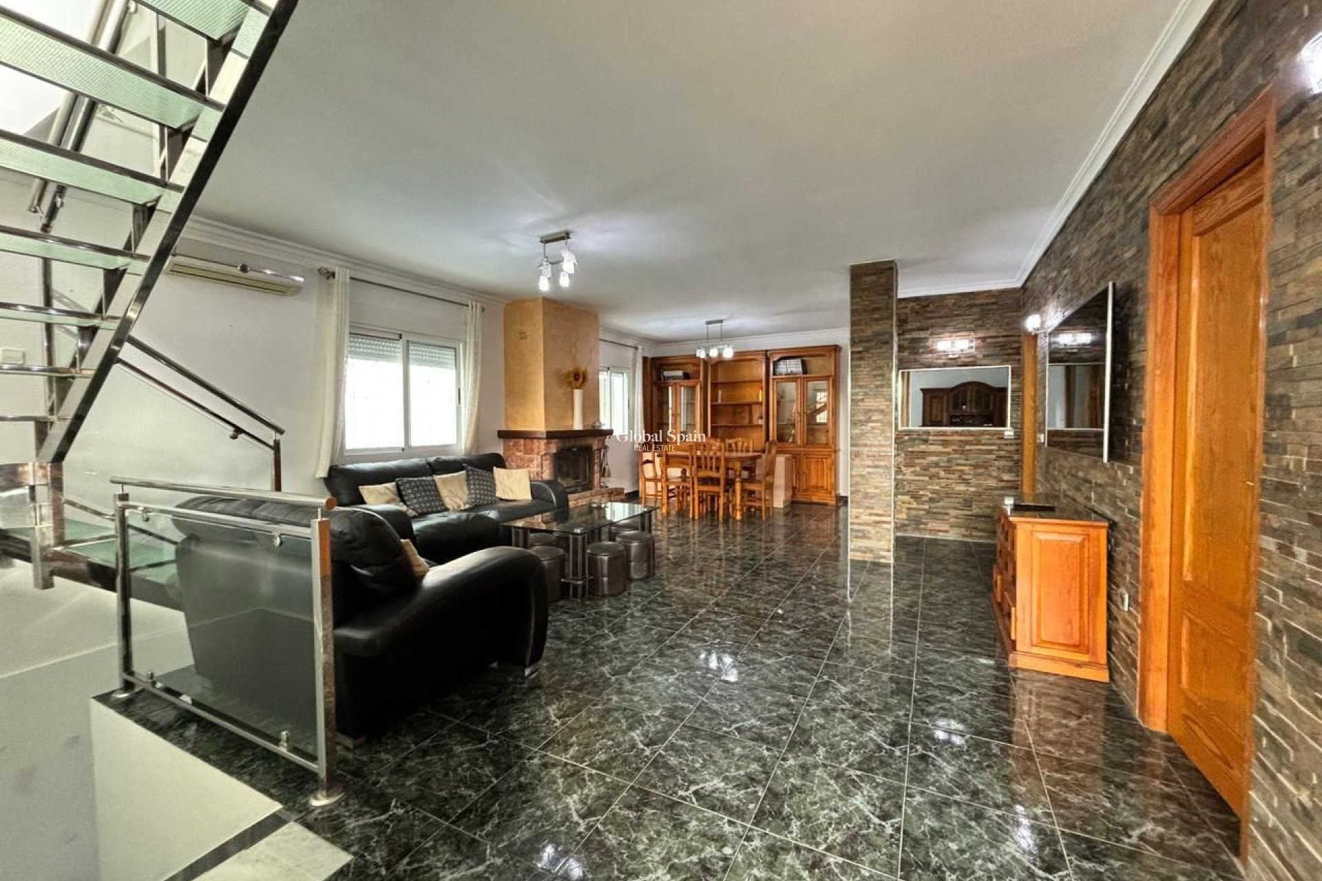 Resale - HOUSE -
CARTAGENA - Costa Calida