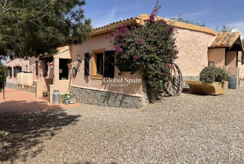 Resale - HOUSE -
CARTAGENA - Costa Calida