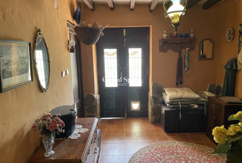 Resale - HOUSE -
CARTAGENA - Costa Calida