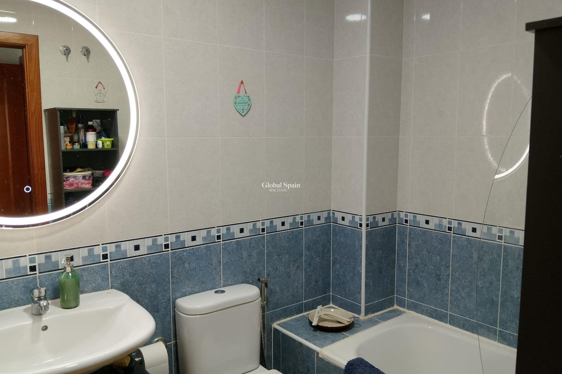 Resale - HOUSE -
CARTAGENA - Isla Plana