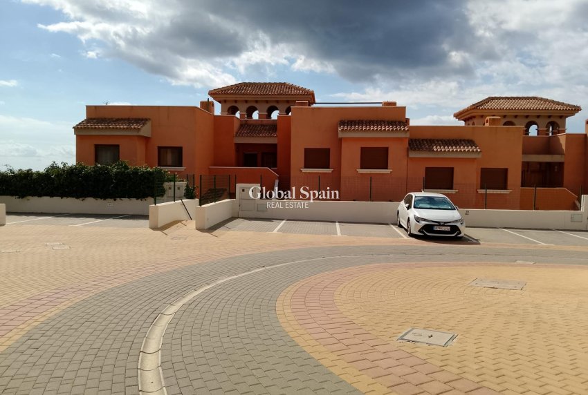 Resale - HOUSE -
CARTAGENA - Isla Plana