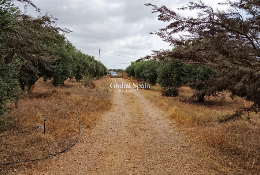 Resale - HOUSE -
CARTAGENA - La Magdalena