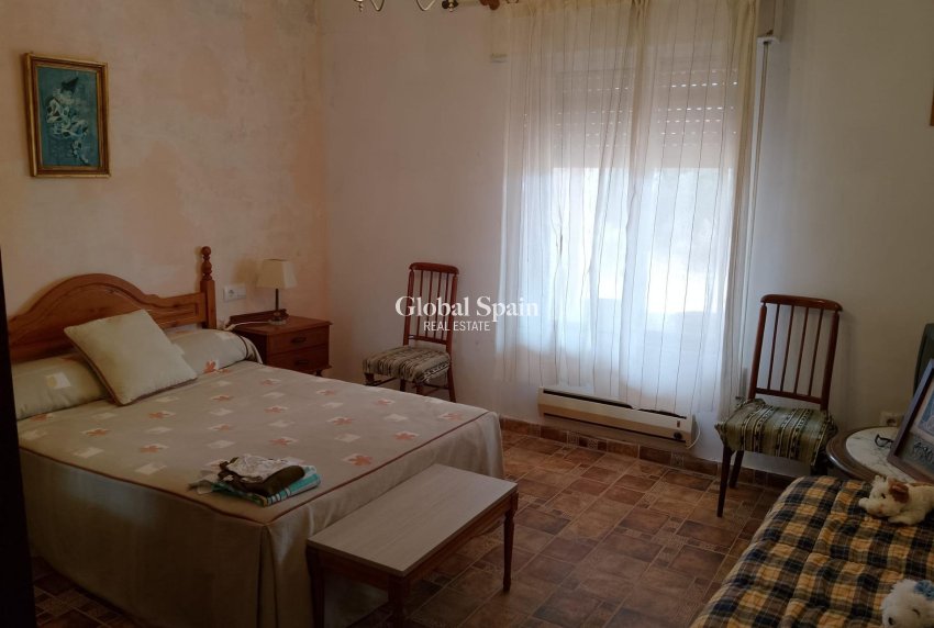 Resale - HOUSE -
CARTAGENA - La Magdalena