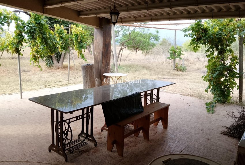 Resale - HOUSE -
CARTAGENA - La Magdalena