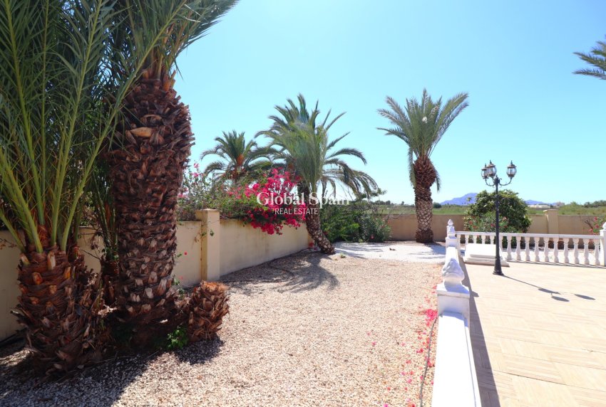 Resale - HOUSE -
Catral - Catral - Country