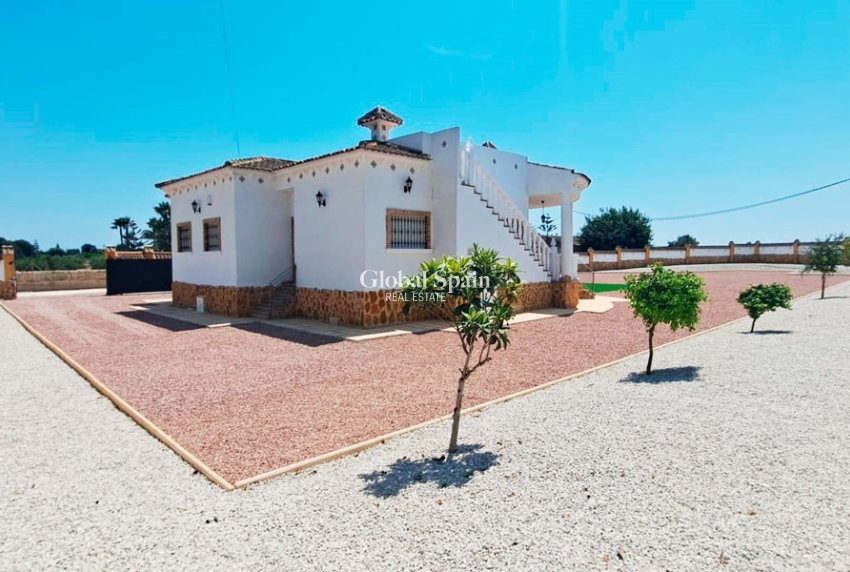 Resale - HOUSE -
Catral - Catral - Country