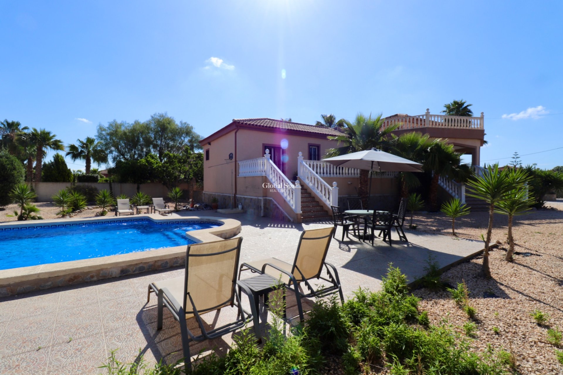 Resale - HOUSE -
CATRAL - Catral