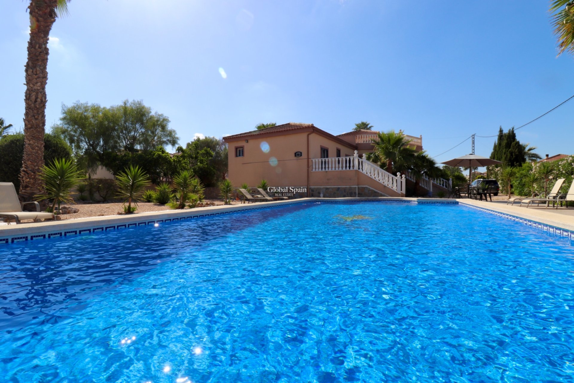 Resale - HOUSE -
CATRAL - Catral