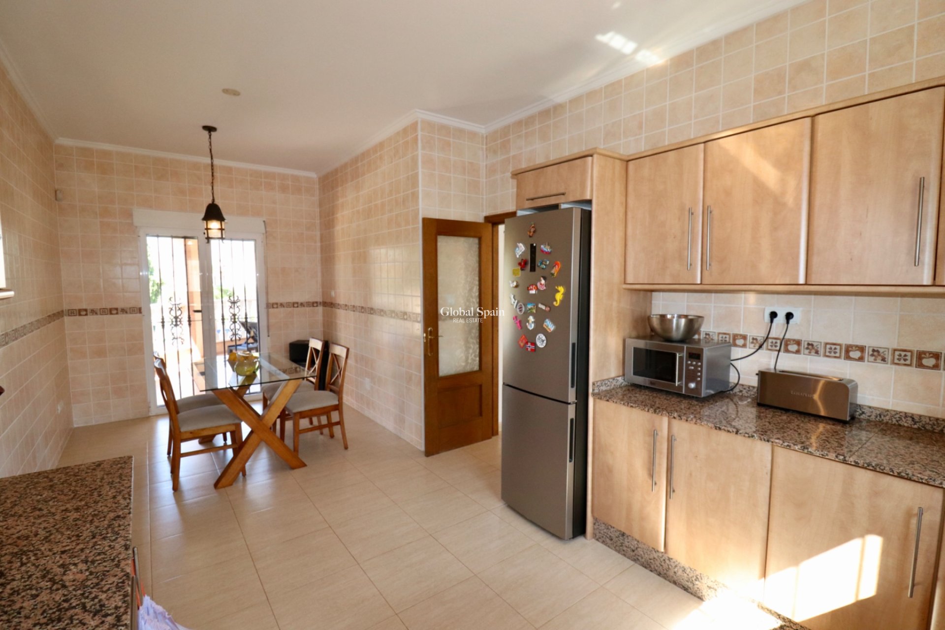 Resale - HOUSE -
CATRAL - Catral