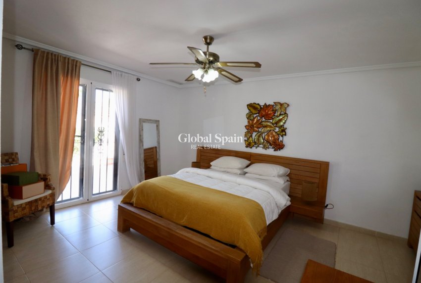 Resale - HOUSE -
CATRAL - Catral