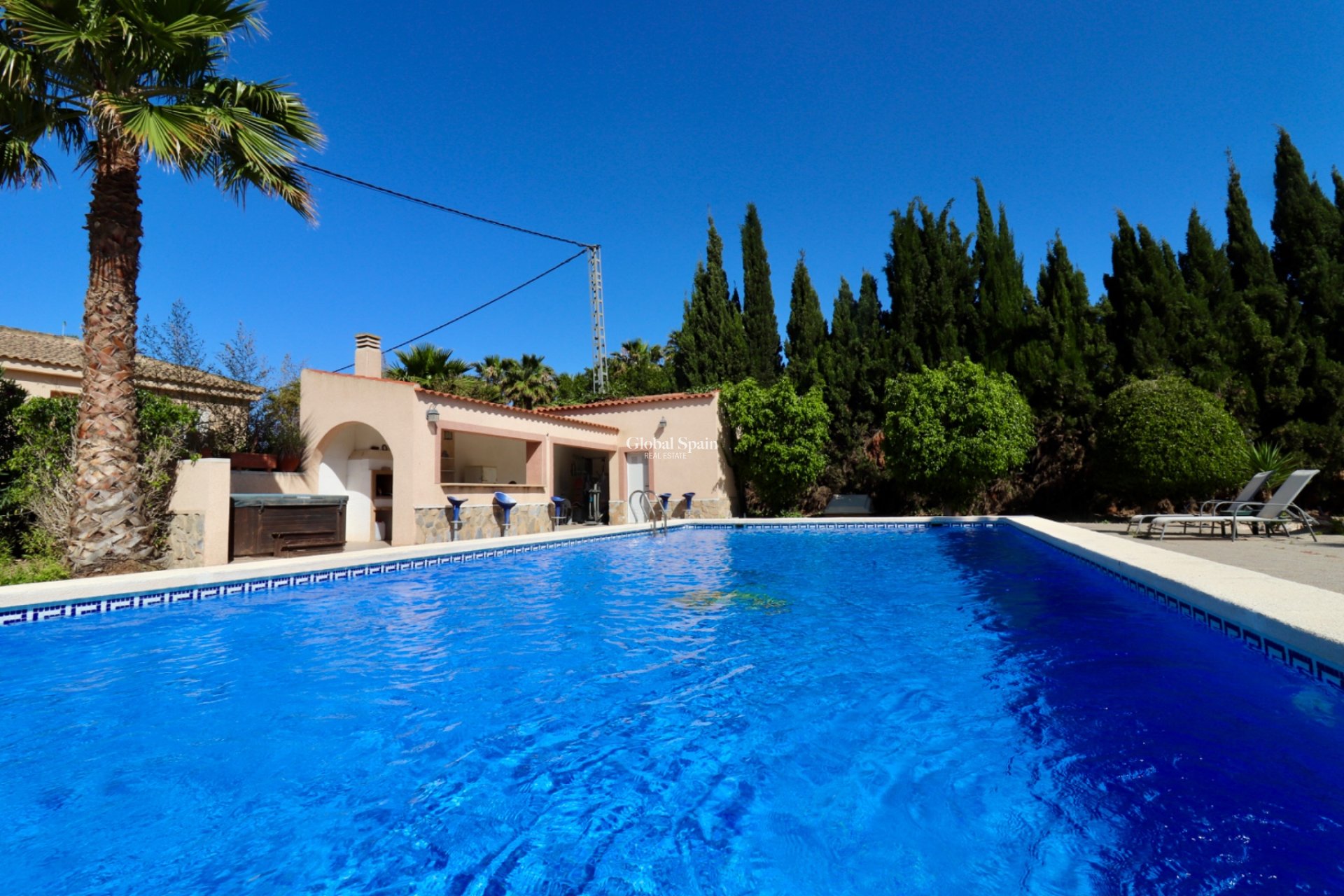 Resale - HOUSE -
CATRAL - Catral