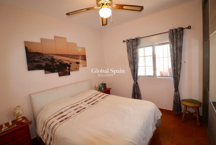 Resale - HOUSE -
CATRAL - Catral