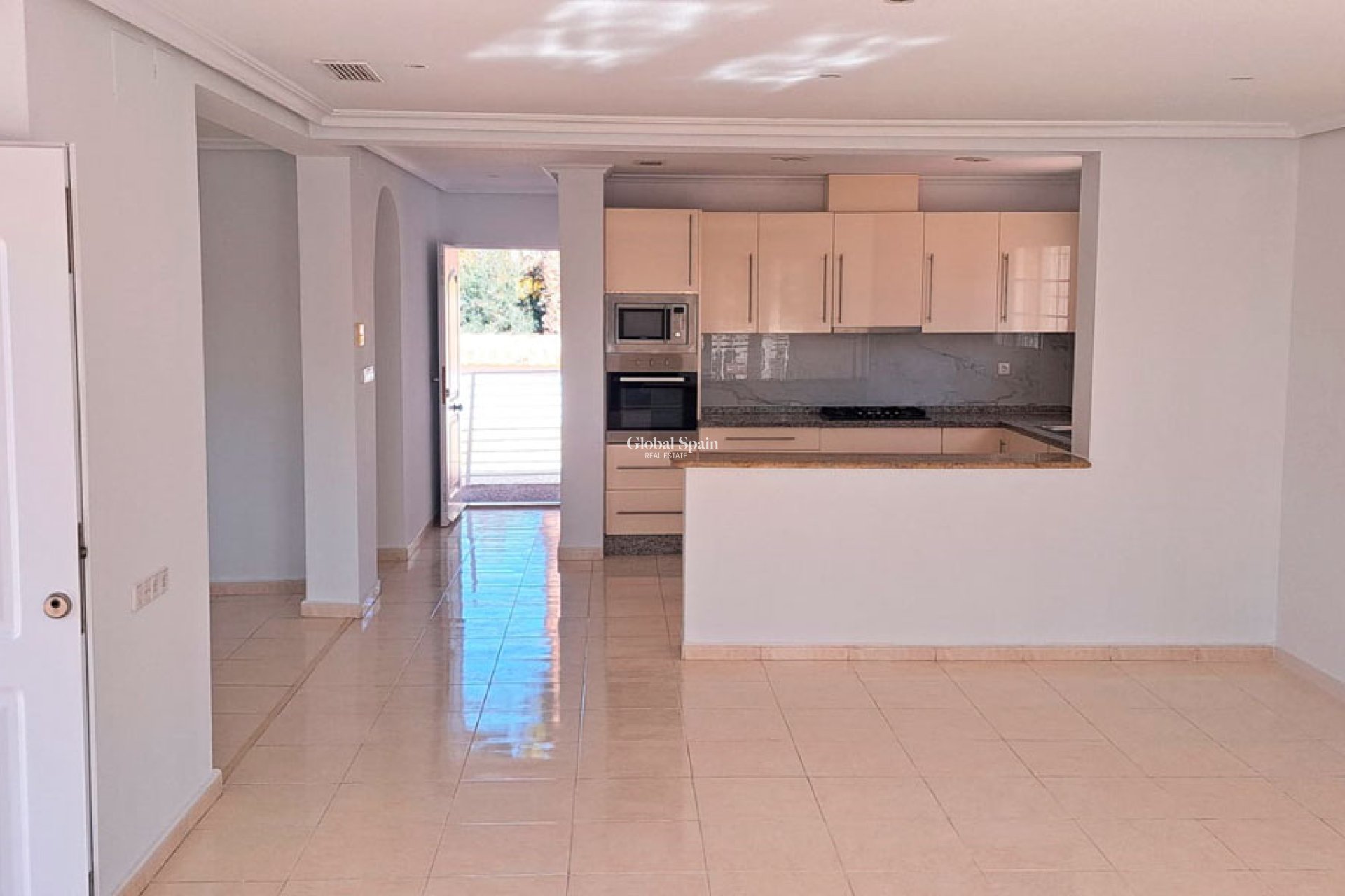 Resale - HOUSE -
CATRAL - Catral