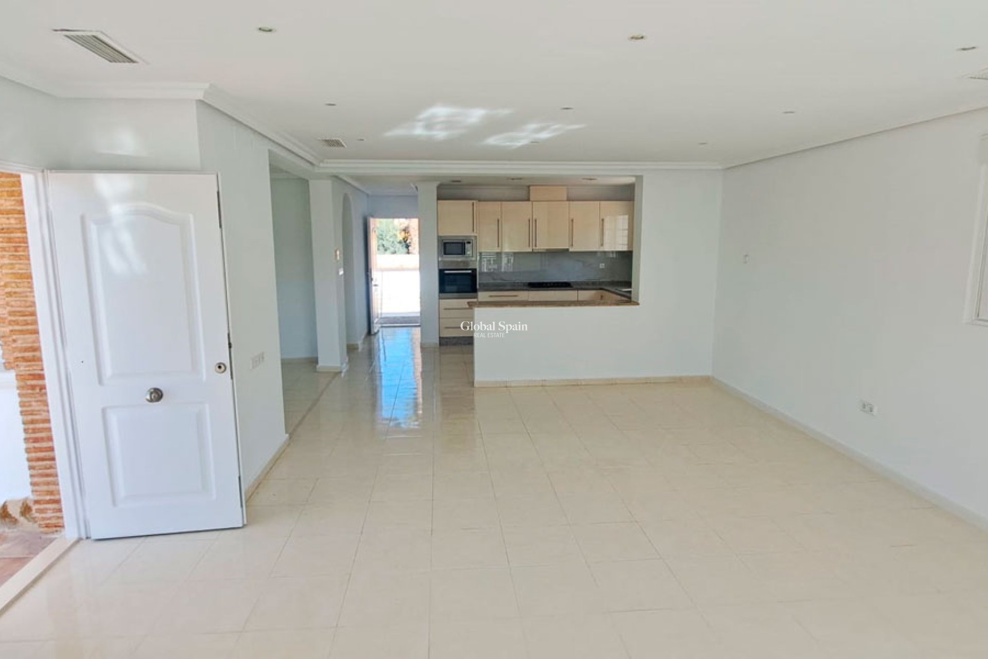 Resale - HOUSE -
CATRAL - Catral