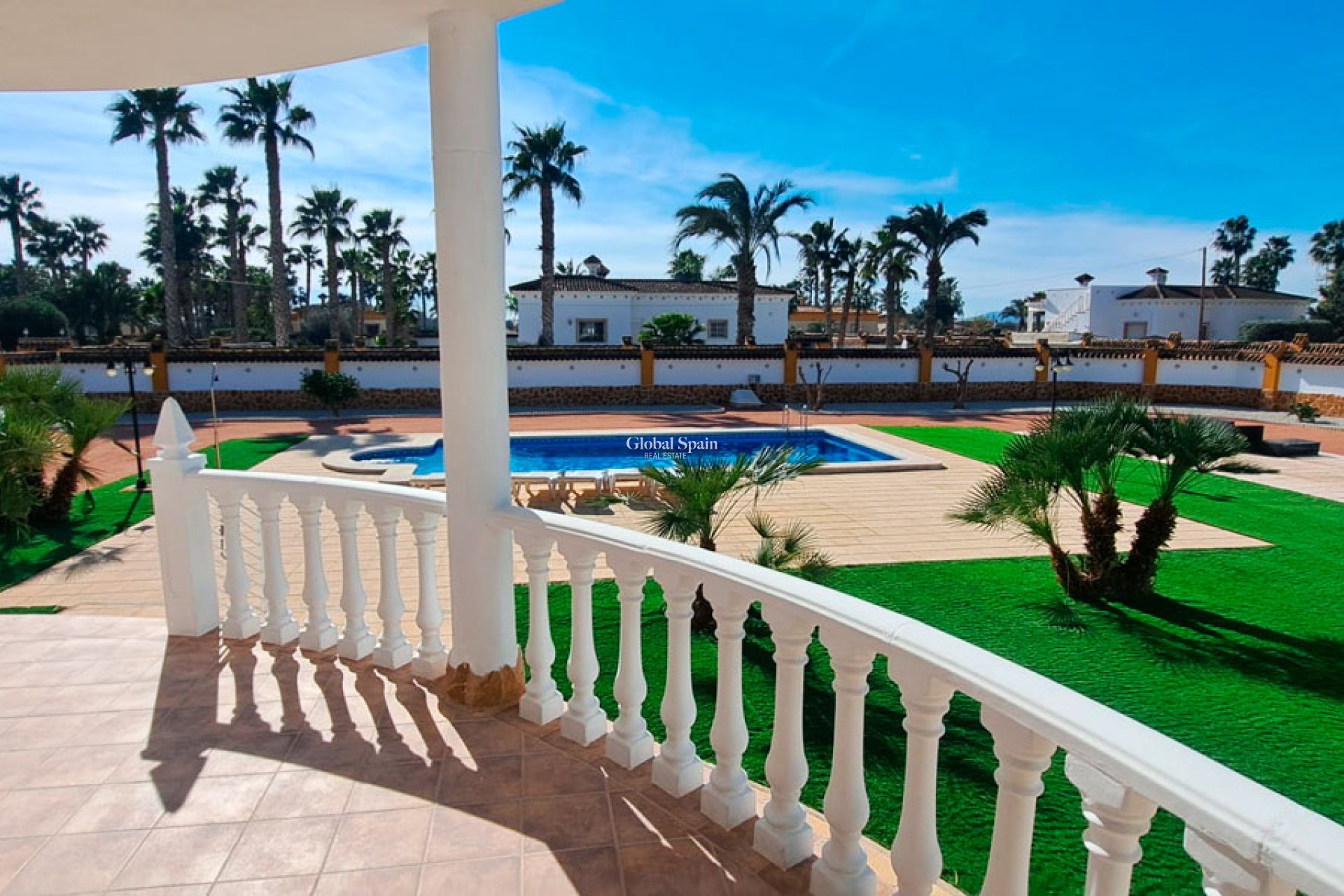 Resale - HOUSE -
CATRAL - Catral