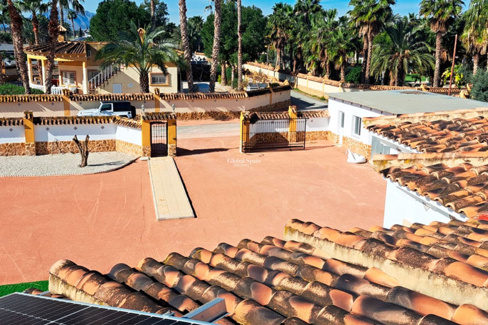 Resale - HOUSE -
CATRAL - Catral