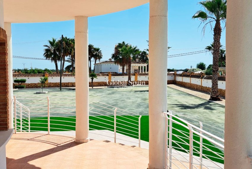 Resale - HOUSE -
CATRAL - Catral