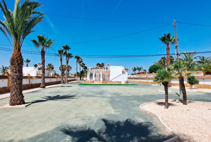 Resale - HOUSE -
CATRAL - Catral