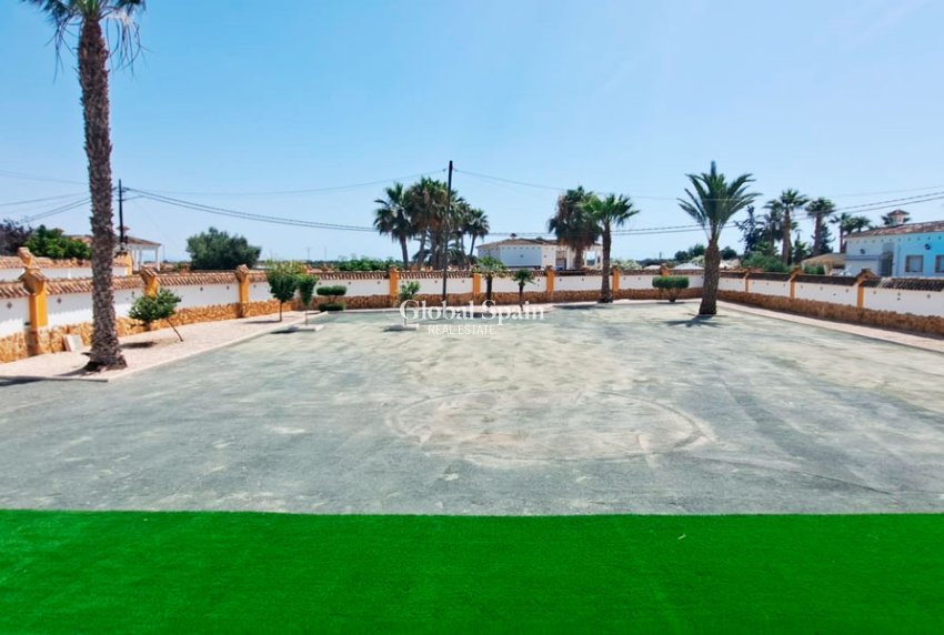 Resale - HOUSE -
CATRAL - Catral