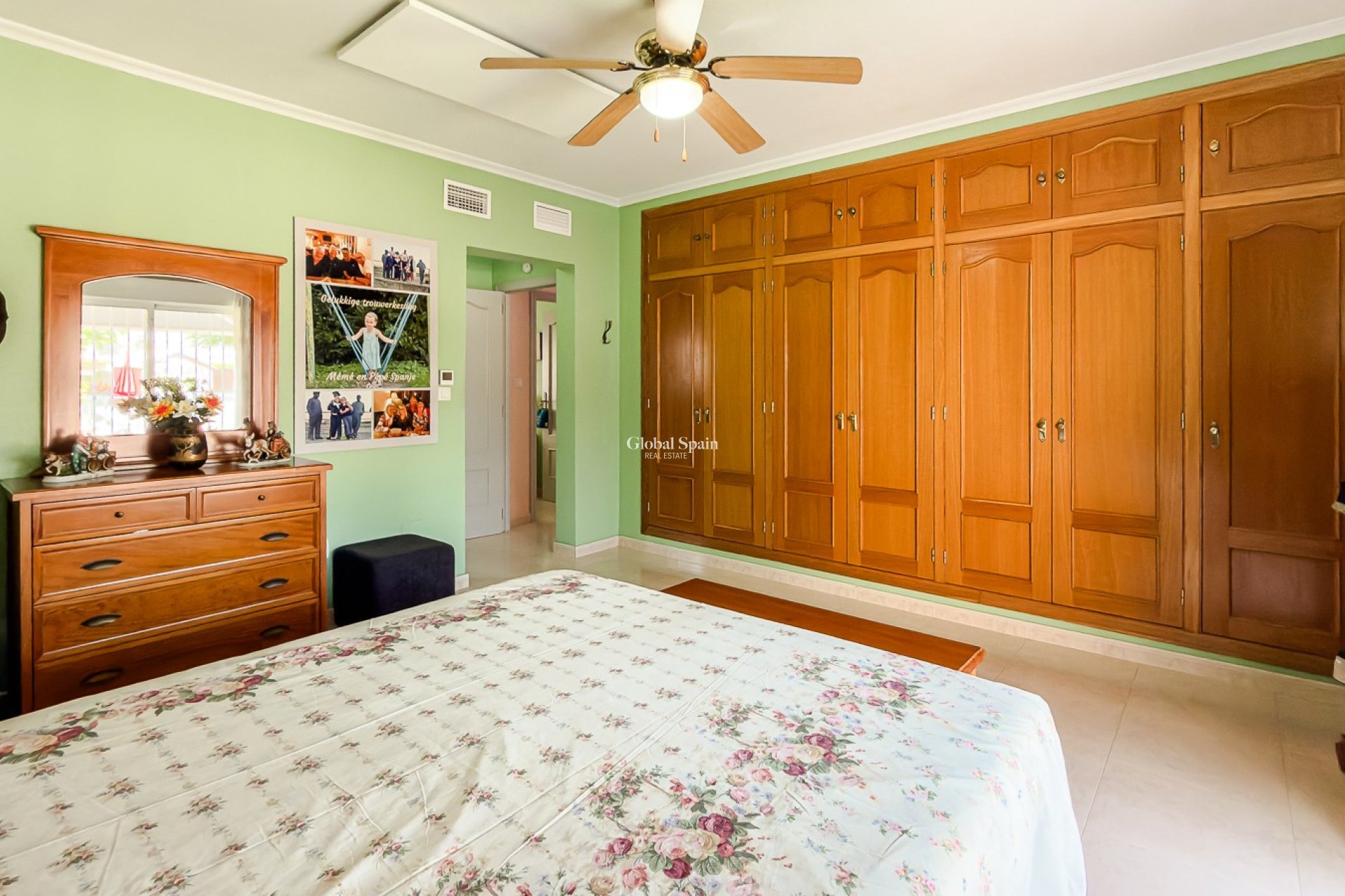 Resale - HOUSE -
CATRAL - Catral