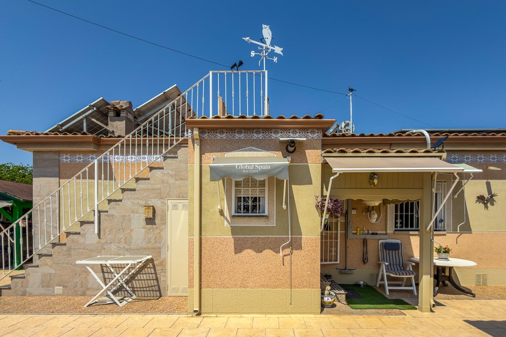 Resale - HOUSE -
CATRAL - Catral
